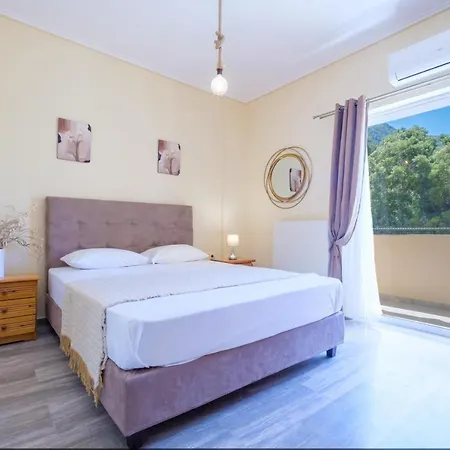Almyros Aktis Mountain And Sea Apartment Kalamata Exteriér fotografie